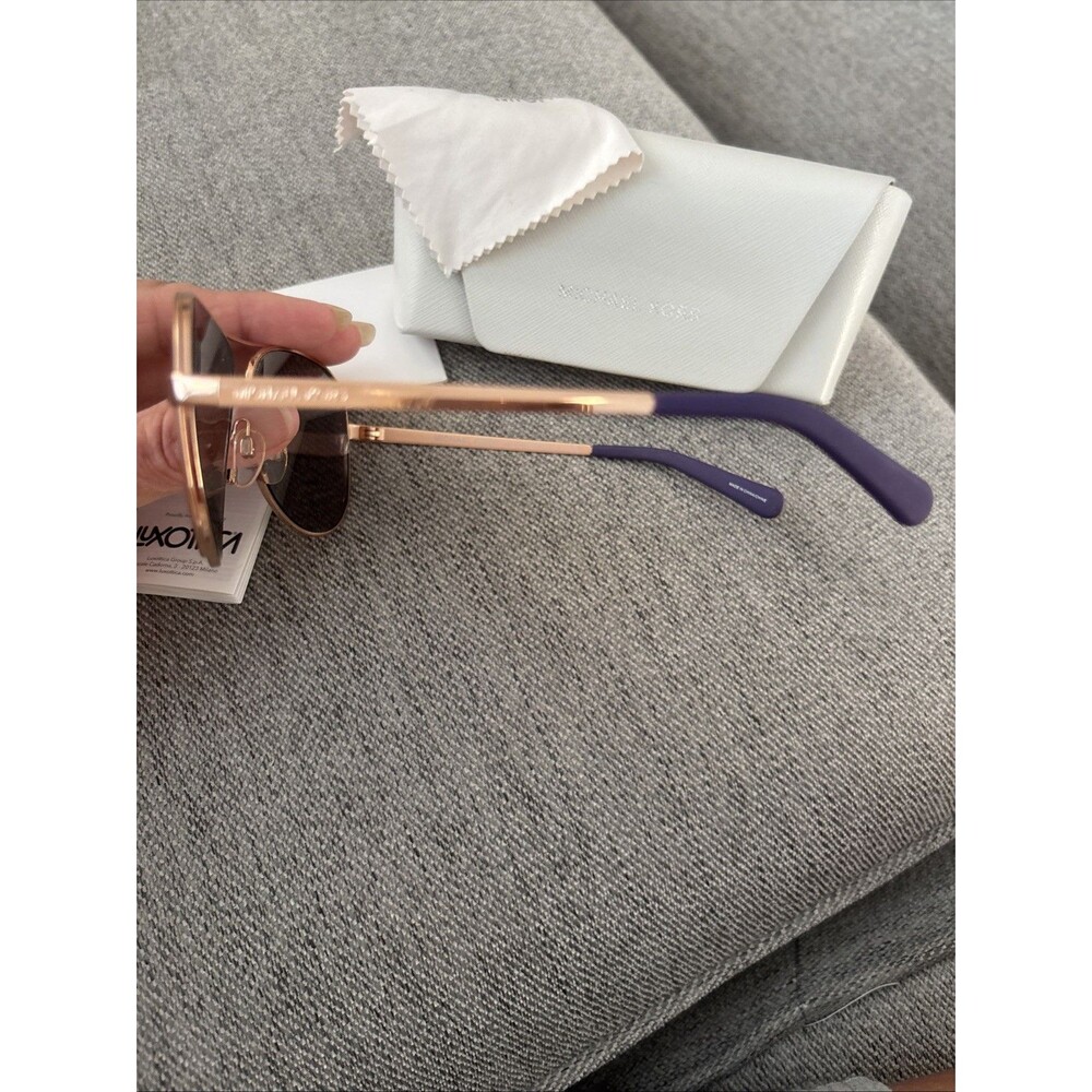 MICHAEL KORS Women's Chelsea Sunglasses - Picture 4 of 5